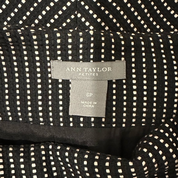 ANN TAYLOR WOMENS POLKA DOT MINI SKIRT - Picture 3 of 3